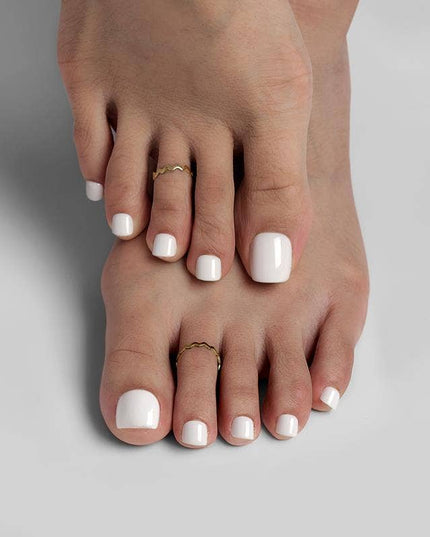 BTArtbox Press on Toenails - White Short Squoval Toe Nails